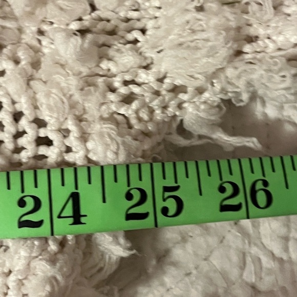 dee elly Popcorn Pullover Cozy White Textured Sweater, size Small - Picture 8 of 9